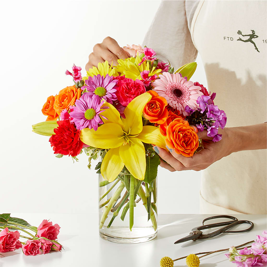 Cue the Confetti - A Florist Original – LULU & J FLOWERS, Orange CA