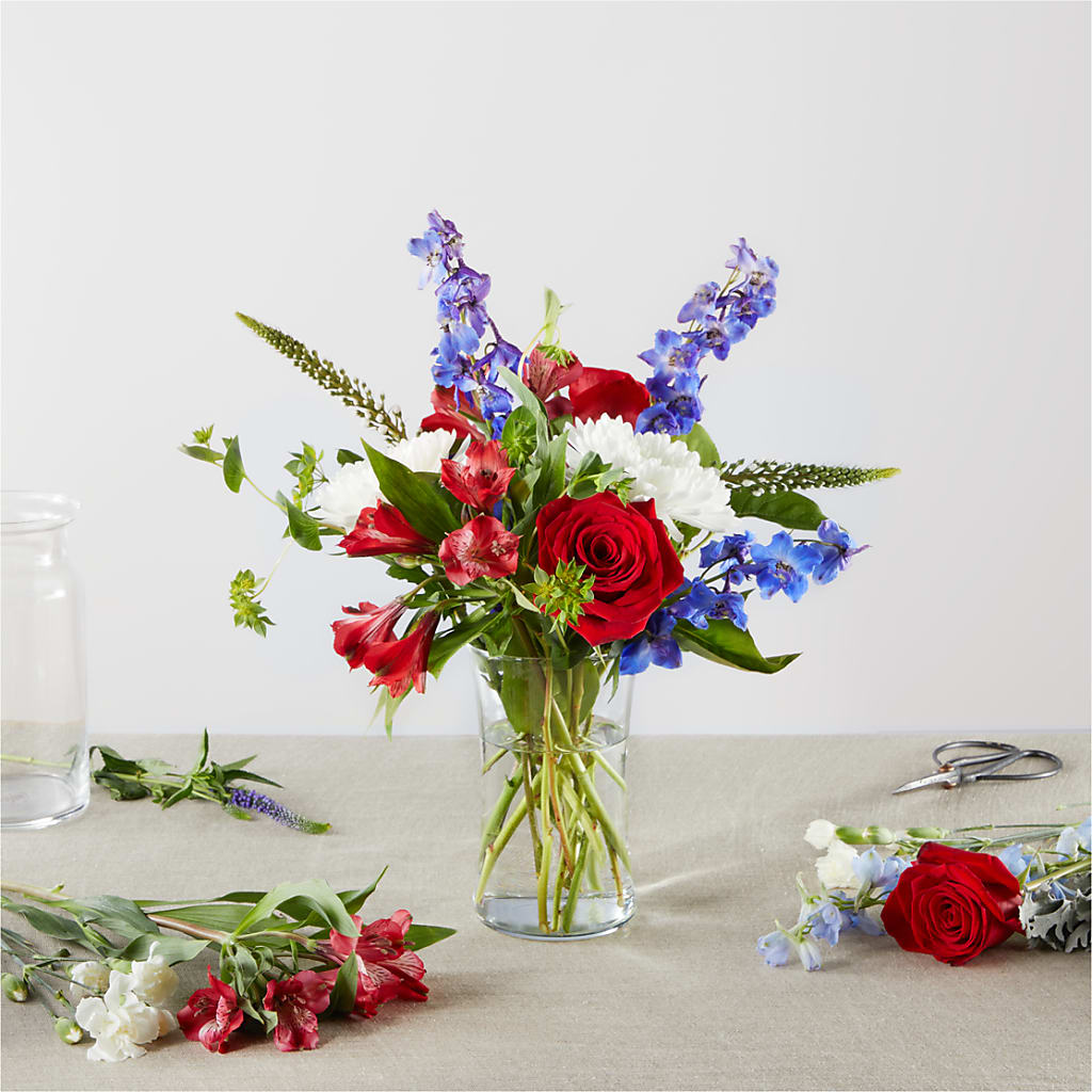 Star Spangled - A Florist Original – LULU & J FLOWERS, Orange CA