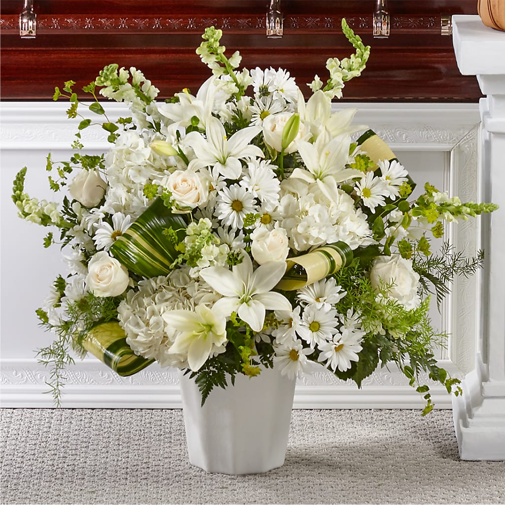 Thoughts of Tranquility Floor Basket – LULU & J FLOWERS, Orange CA