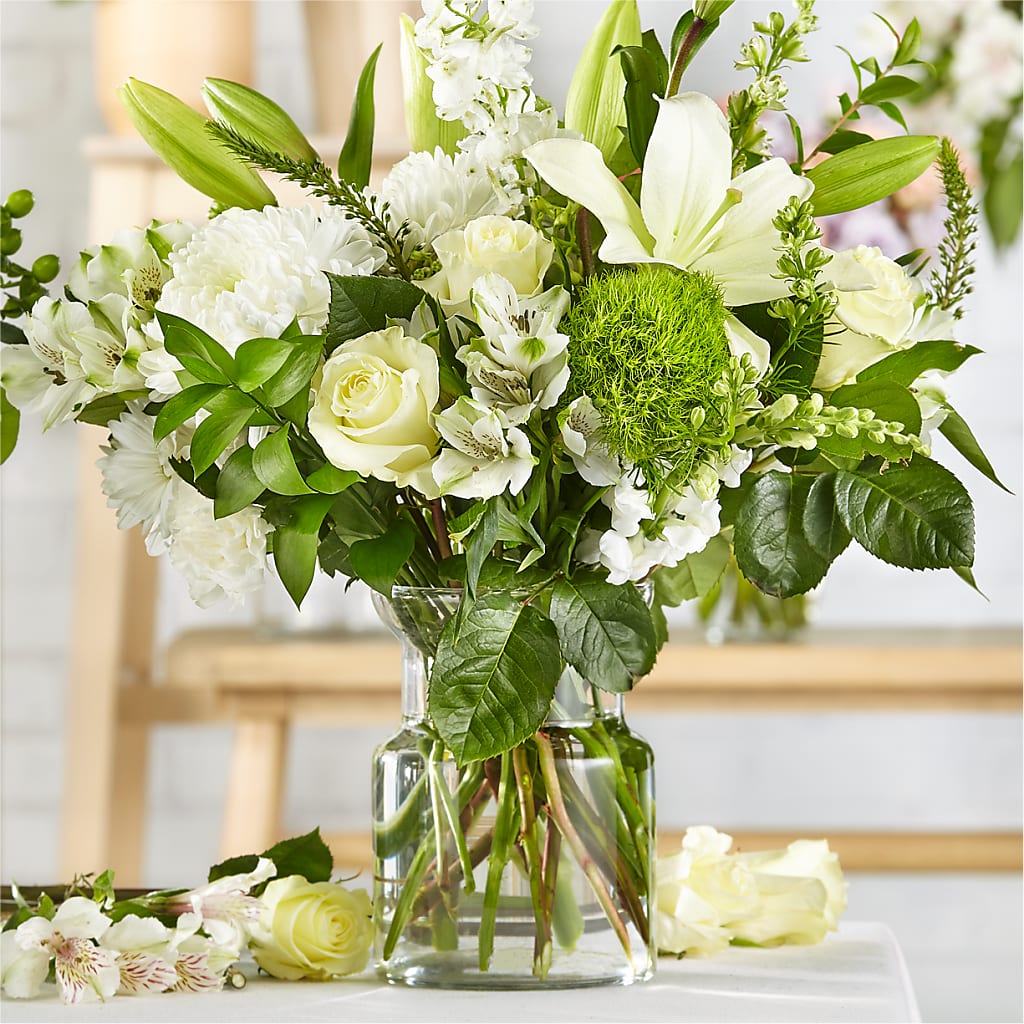 Classic Ivory – A Florist Original – LULU & J FLOWERS, Orange CA