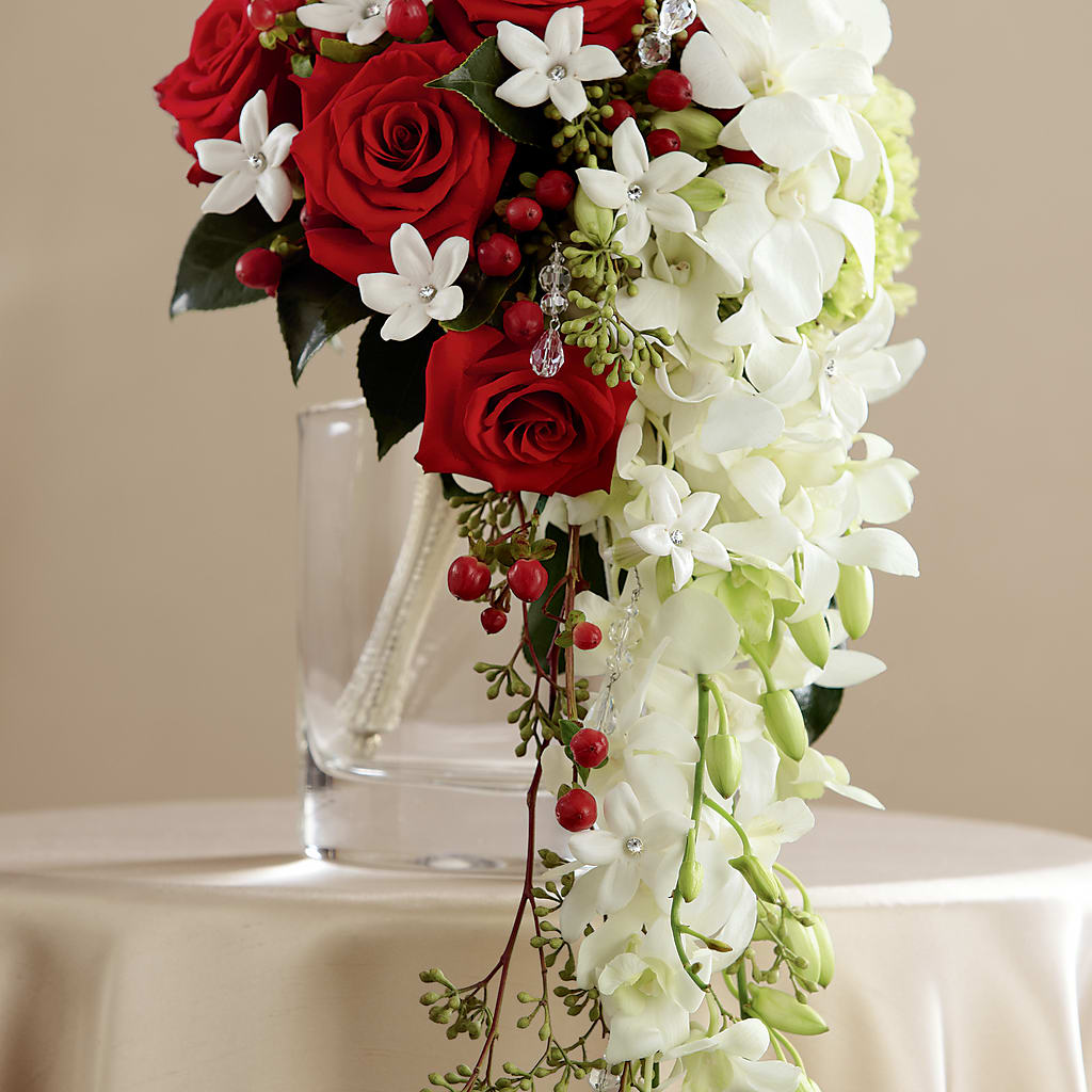 Here Comes the Bride Bouquet – LULU & J FLOWERS, Orange CA