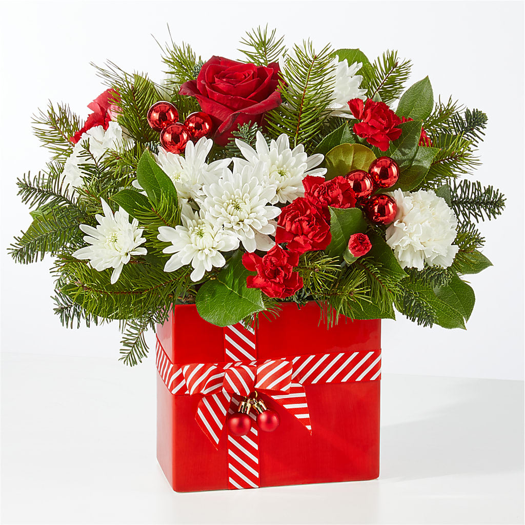 Presents Under the Tree Bouquet – LULU & J FLOWERS, Orange CA
