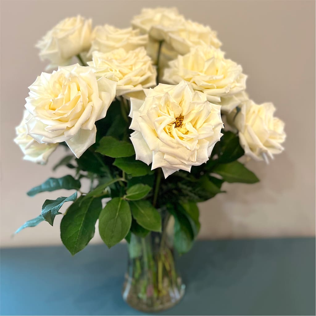 Long Stem Yellow Rose Bouquet – LULU & J FLOWERS, Orange CA