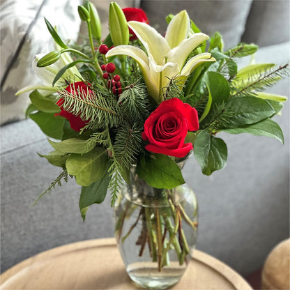 Sparkling Snowflakes Bouquet – LULU & J FLOWERS, Orange CA
