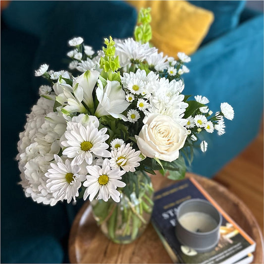 Classic Ivory – A Florist Original – LULU & J FLOWERS, Orange CA