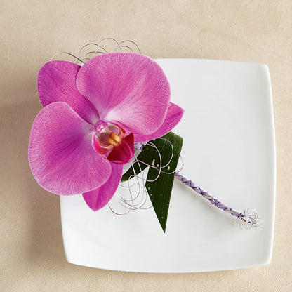 Glorious Boutonniere – LULU & J FLOWERS, Orange CA