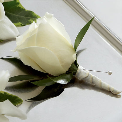 White Rose Boutonniere – LULU & J FLOWERS, Orange CA